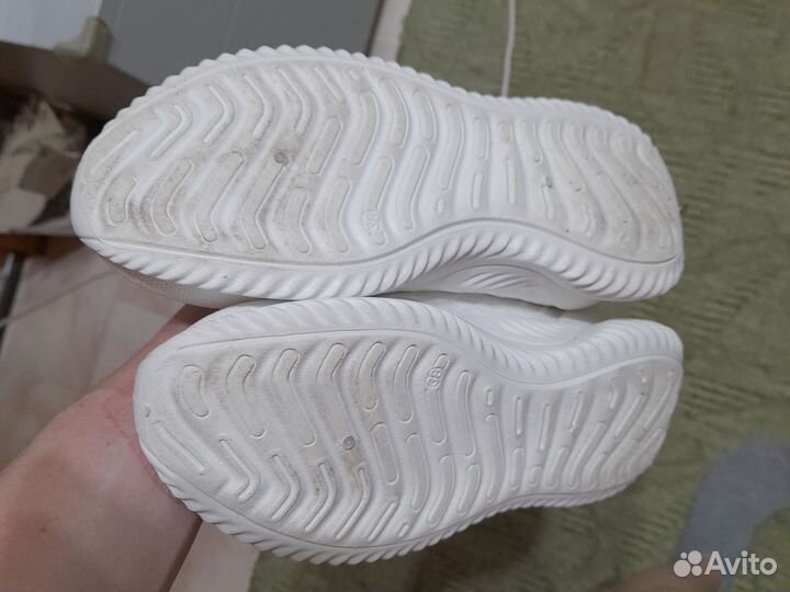 Кроссовки слипоны женские