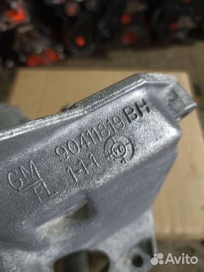 Кронштейн Опель Вектра b