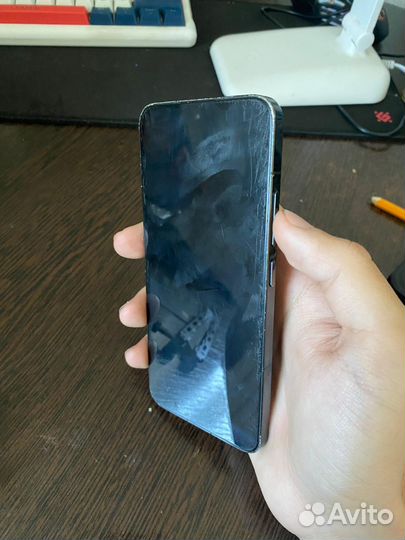 Xiaomi 13, 12/256 ГБ