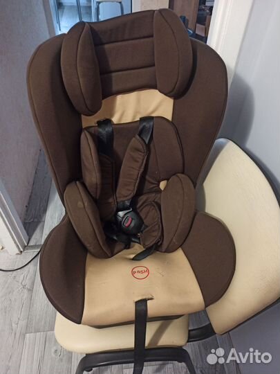 Детское автомобильное кресло