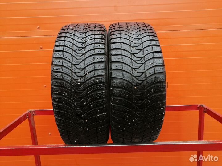 Michelin X-Ice North 3 215/55 R16 109D