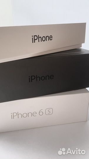 Коробки iPhone 7 и 6S