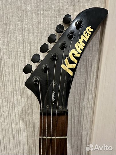 Электрогитара Kramer Striker