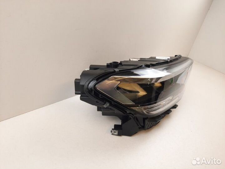 Фара правая Volkswagen Polo 6 2020