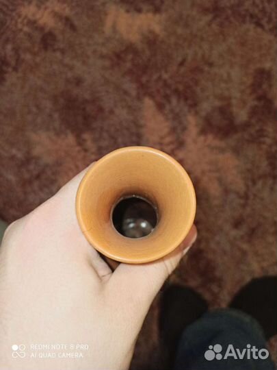 Глиняный кувшин и стаканчики