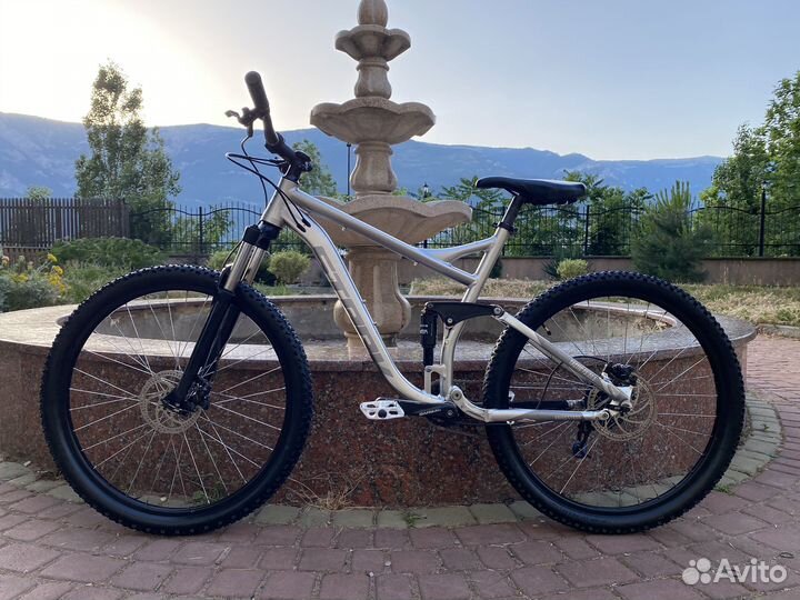 Велосипед горный Stark Tactic 27.5 FS HD 2020