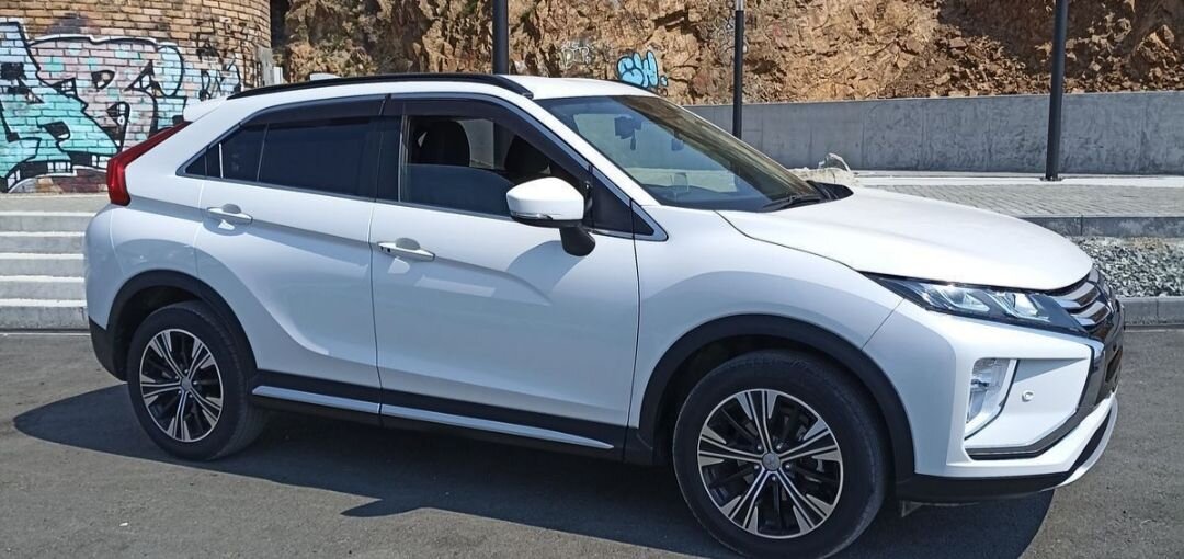 Mitsubishi Eclipse Cross: фото владельца