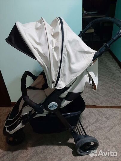 Прогулочная коляска с рождения