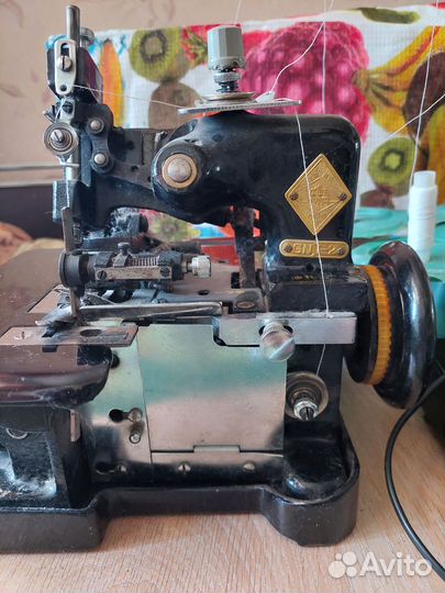 Оверлок для швейной машины