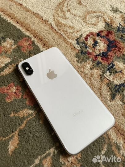 iPhone X, 64 ГБ