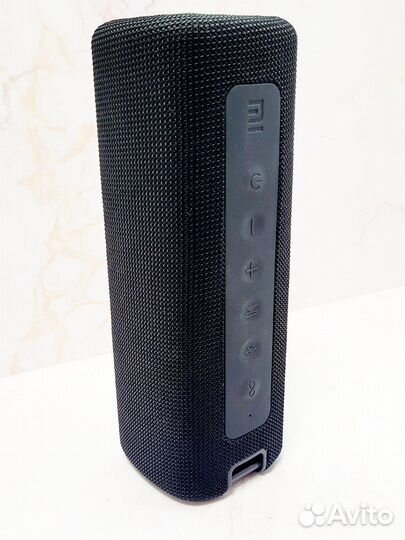 Колонка Xiaomi Mi Portable Bluetooth (56515)