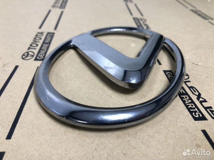 Эмблема передняя Lexus Lx 570