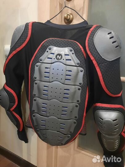 Защита для сноуборда и горных лыж