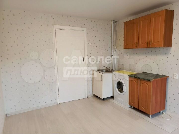 Комната 13 м² в 9-к., 4/9 эт.