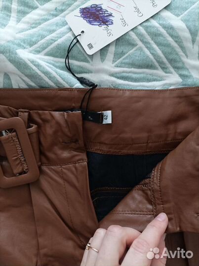 Шорты из экокожи 42р