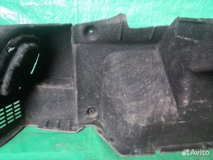 Обшивка багажника левая Hyundai Elantra Xd седан