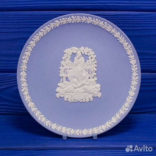 Комплект или поштучно тарелок Wedgwood 