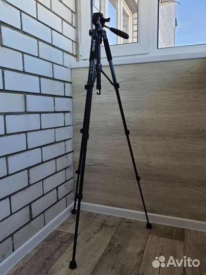 Штатив Zomei Z666