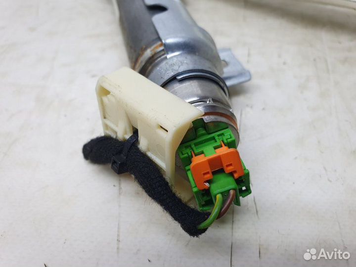 Подушка безопасности левая Mercedes-Benz C W204