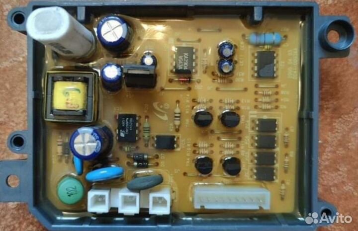 Стиральная машина Samsung WF6450S7W по запчастям