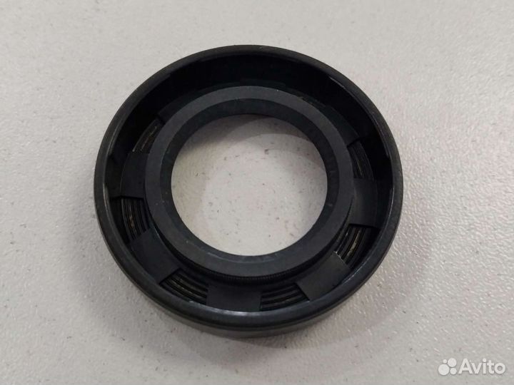 Сальник колена ниж большой Mercury Tohatsu 25-30