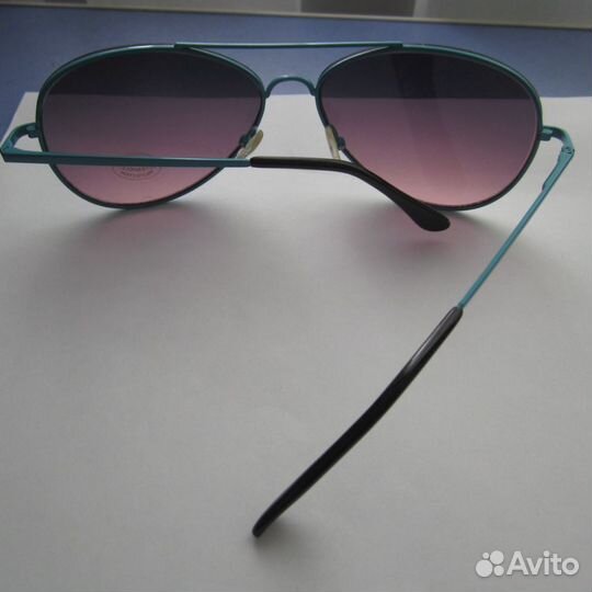 Солнцезащитные женские очки