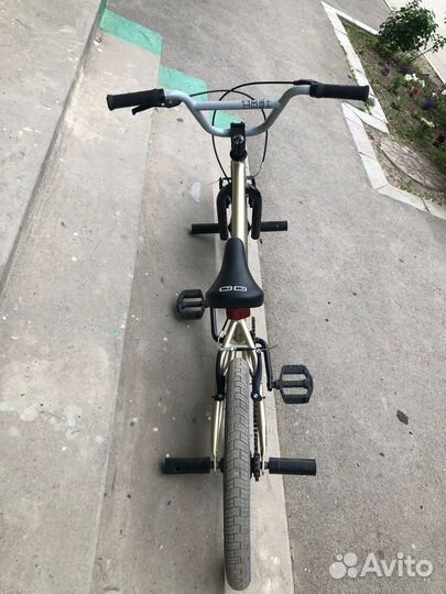 Трюковой велосипед bmx