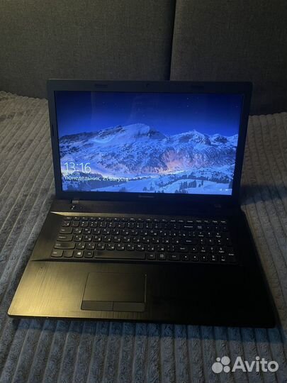 Ноутбук LenovoG710 8/1тб в идеальном состоянии