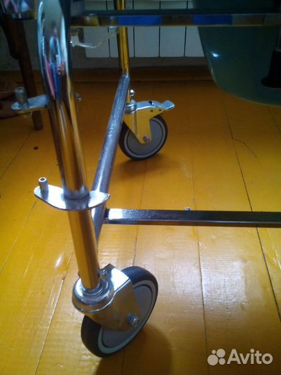 Санитарное кресло-каталка