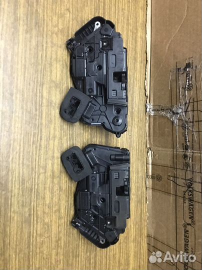 Замок двери передний Фольксваген тигуан 2