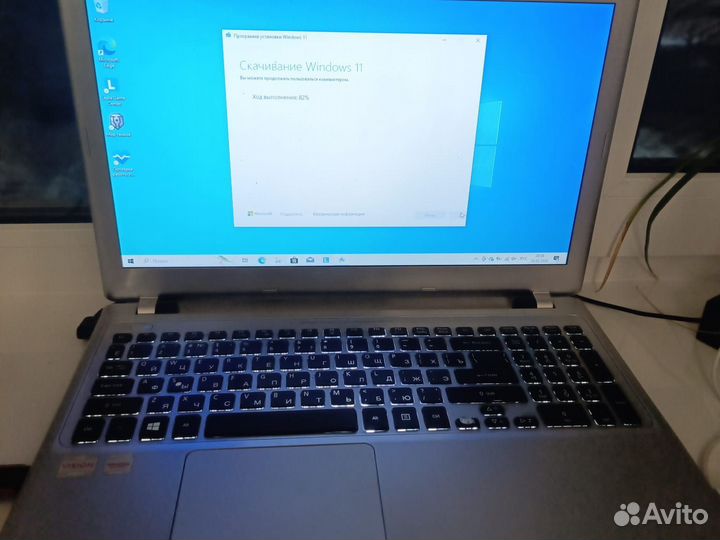 Acer v5-551