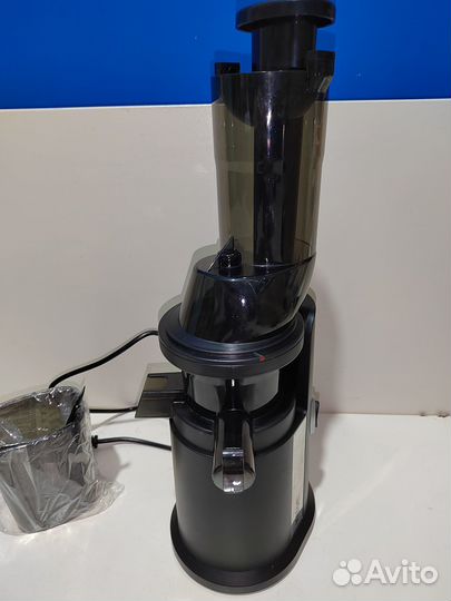 Шнековая соковыжималка Kitfort KT-1128