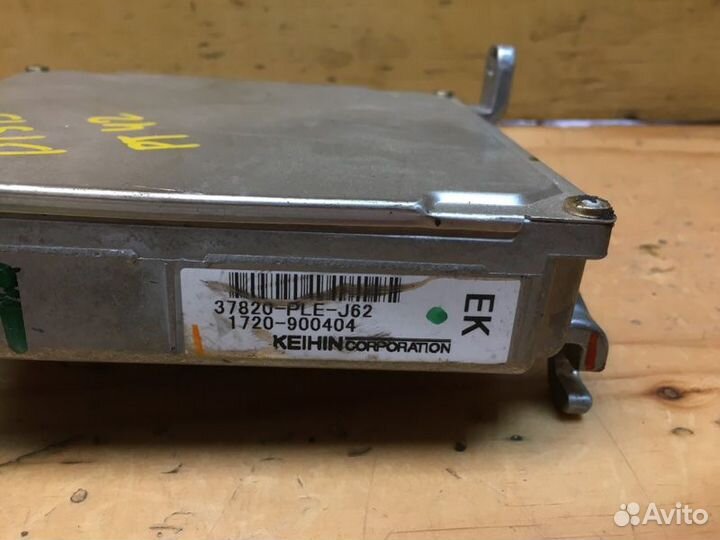 Блок управления двс honda civic ferio