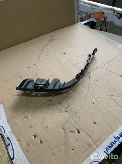 Крепление заднего бампера Toyota Crown Athlete