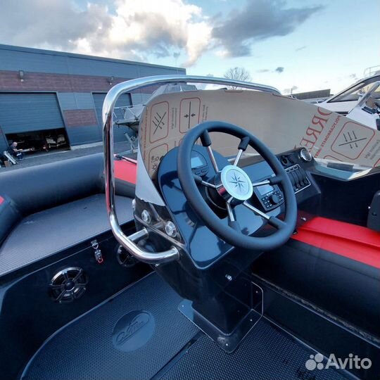 Лодка риб 430 Riverboats Оснащенная