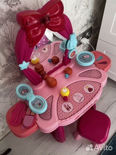 Детский туалетный столик для девочки