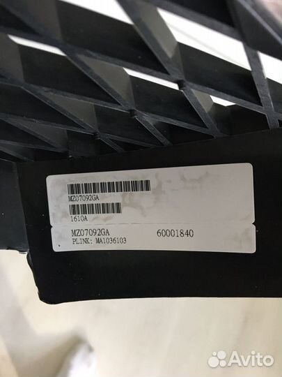 Решётка в бампер Mazda 3 sport седан