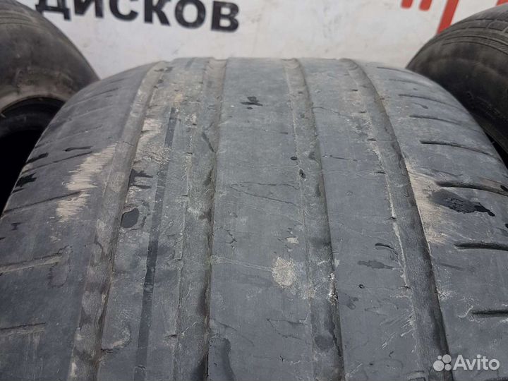 Pirelli P Zero Rosso 275/45 R19