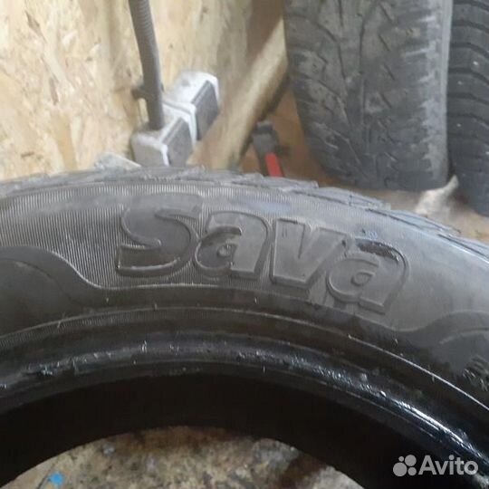 Sava Eskimo Stud 205/60 R16