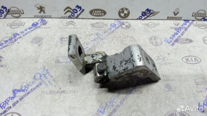 Петля двери задней левой верхняя Audi A6 C5 1997-2