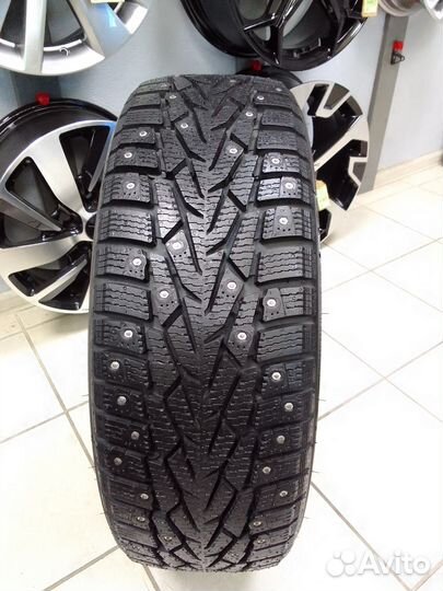 Ikon Tyres Nordman 7 215/60 R16 99T