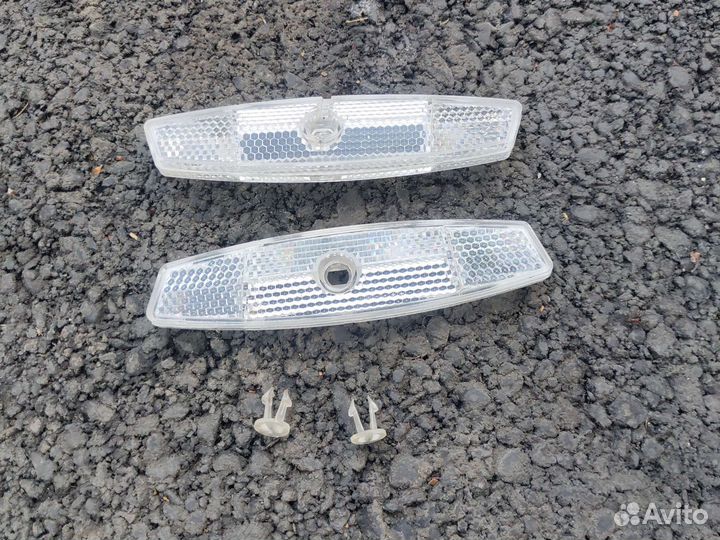 Катафоты (отражатели) на колесо велосипеда