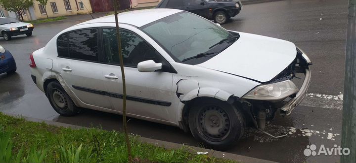 Renault Megane 1.6 МТ, 2007, битый, 199 466 км