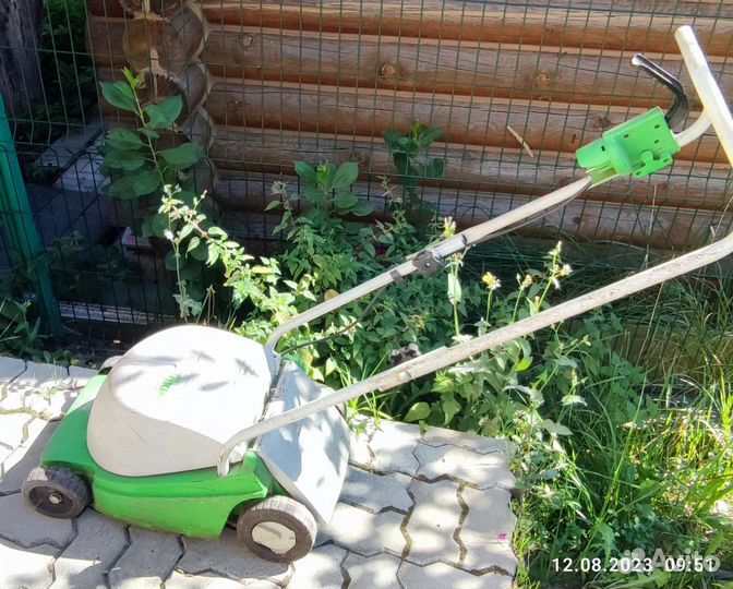 Газонокосилка электрическая