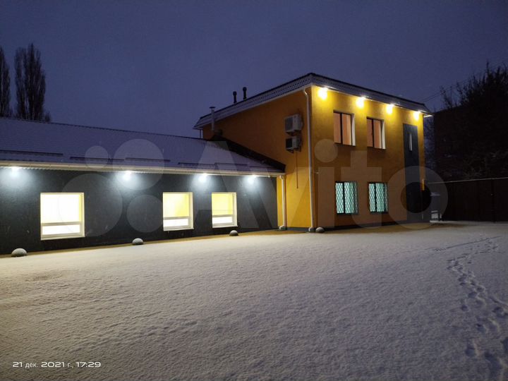 Помещение свободного назначения, 1835.1 м²