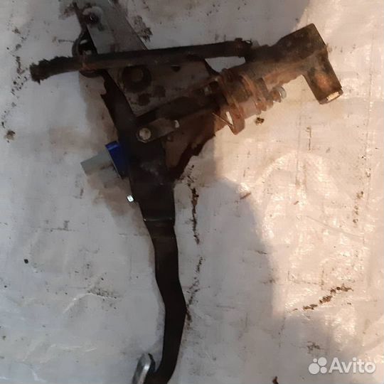 Педаль тормоза мазда 6 gg