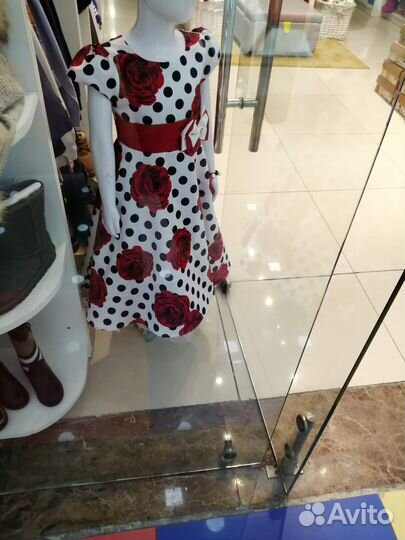 Платья р-р:134,140,146