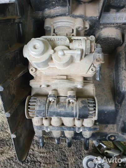 Главный тормозной кран Iveco Stralis 2018