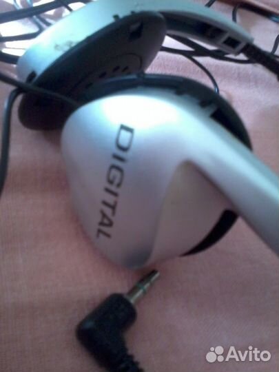 Наушники digital