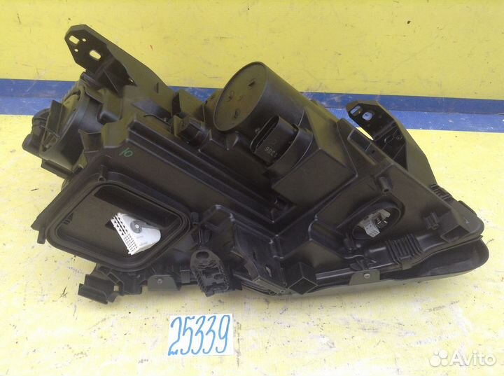 Mercedes GLA X156 Фара светодиодная левая